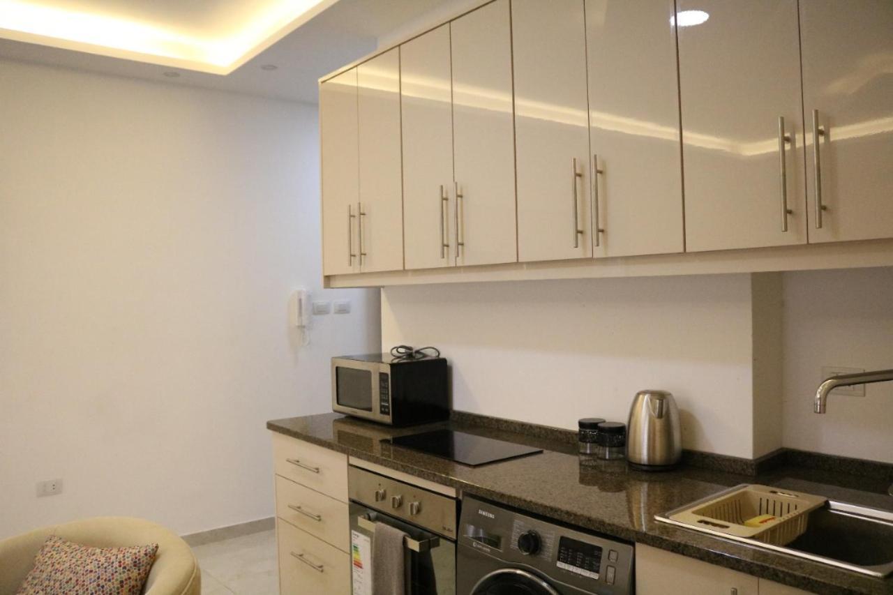 Executive Apartments Амман Екстер'єр фото